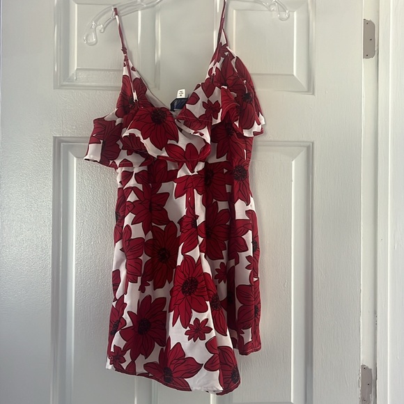 Flower romper - Picture 2 of 2